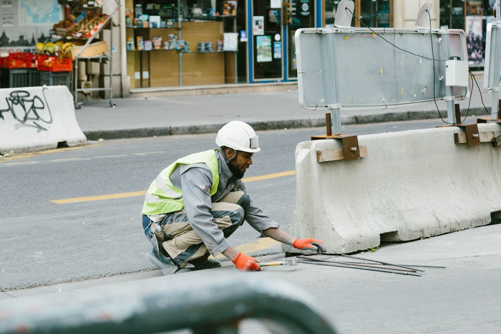 Engins de chantier rue des Écoles